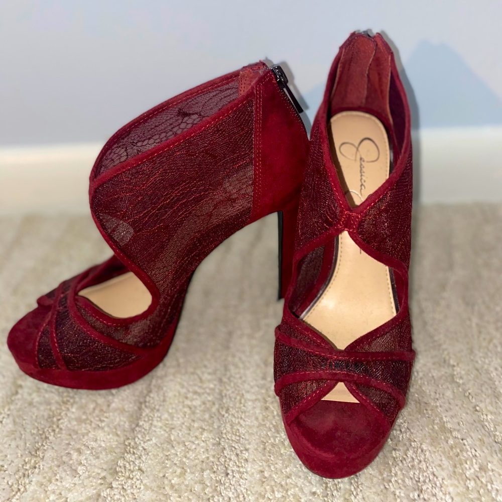 Jessica Simpson High Heel
